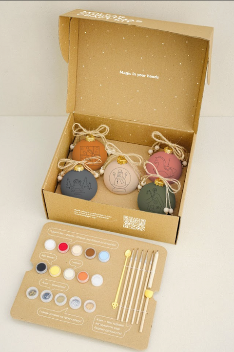 Zestaw do kolorowania bombek noworocznych „Zimowa bajka” (SETB1)