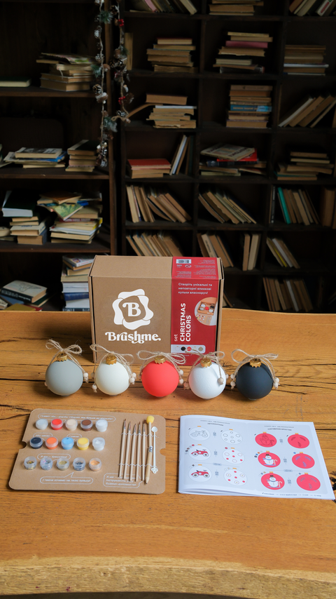 Zestaw do kolorowania bombek noworocznych „Kolory Bożego Narodzenia” (SETB5)