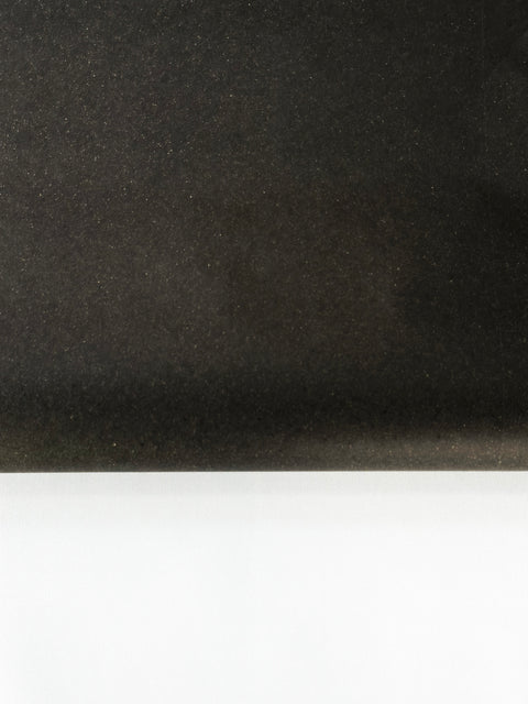 Opakowanie prezentu jest czarne