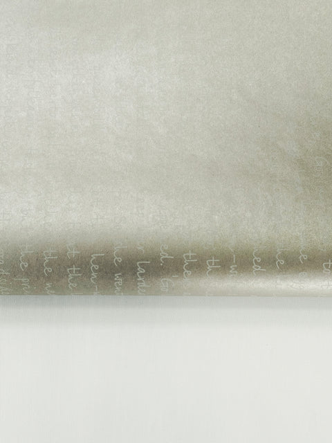 Srebrne opakowanie na prezent